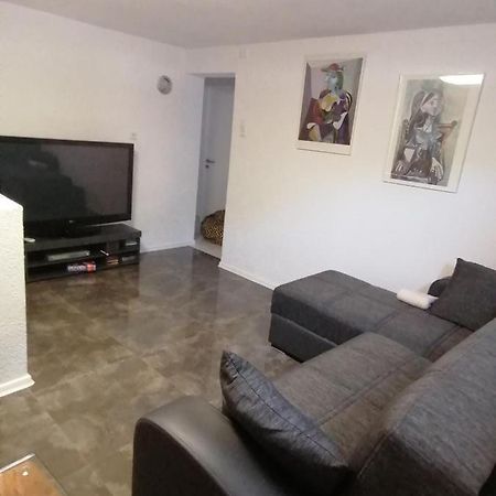 Schoene Einliegerwohnung In Hechingen Exterior foto